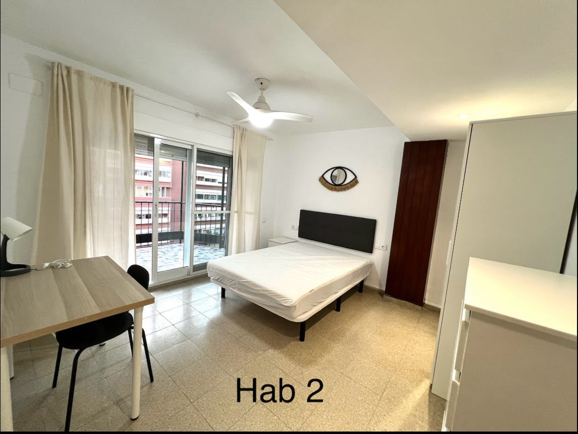 Single room Valencia, 1 bed, 15m² — photo 3