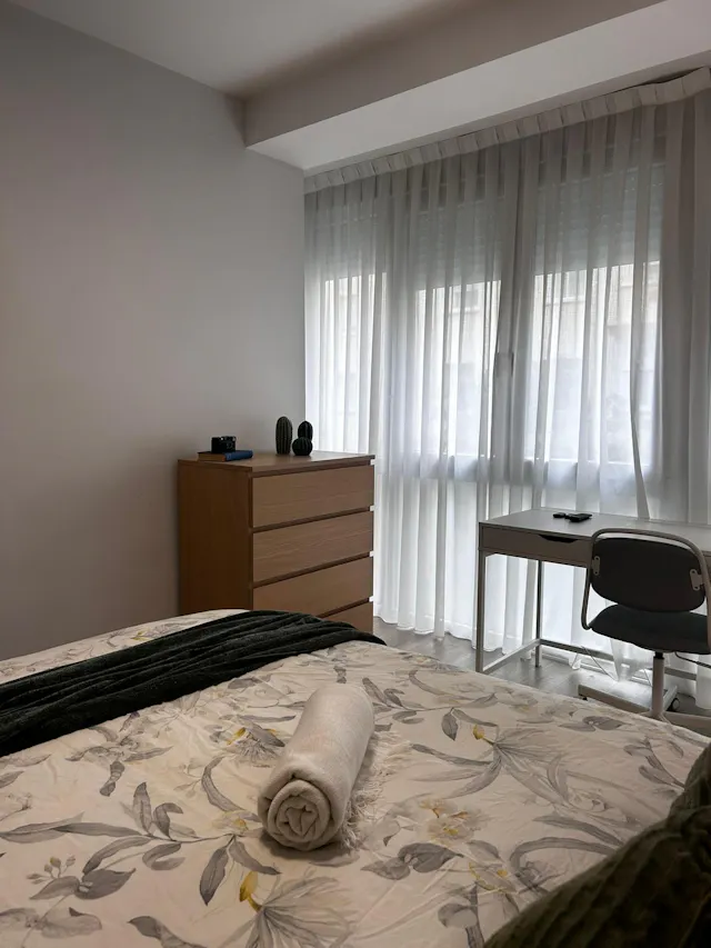 Private room in Calle de Julián Besteiro, Madrid (1632369) room image 2