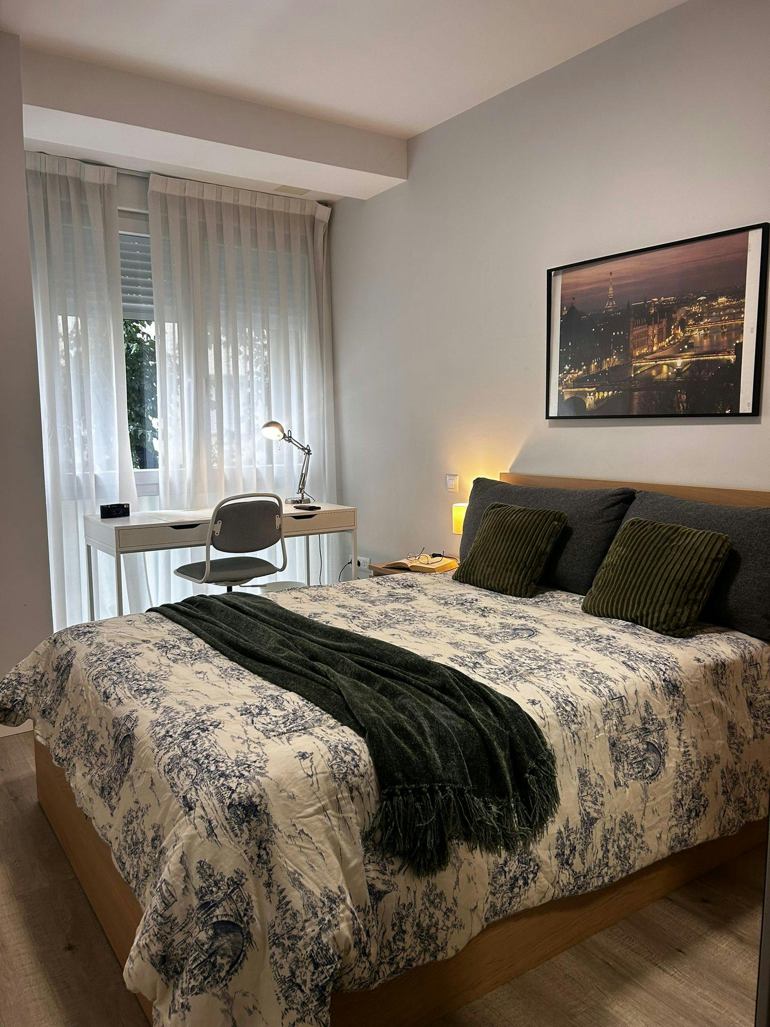 Private room in Calle de Julián Besteiro, Madrid (1632372) room image 1