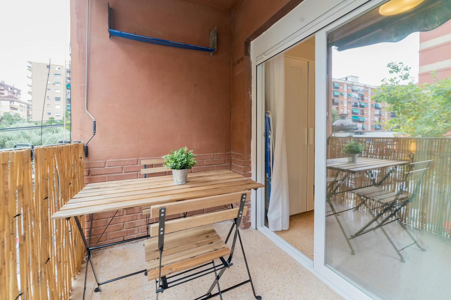 Single room Valencia, 1 bed, 12m² — photo 3