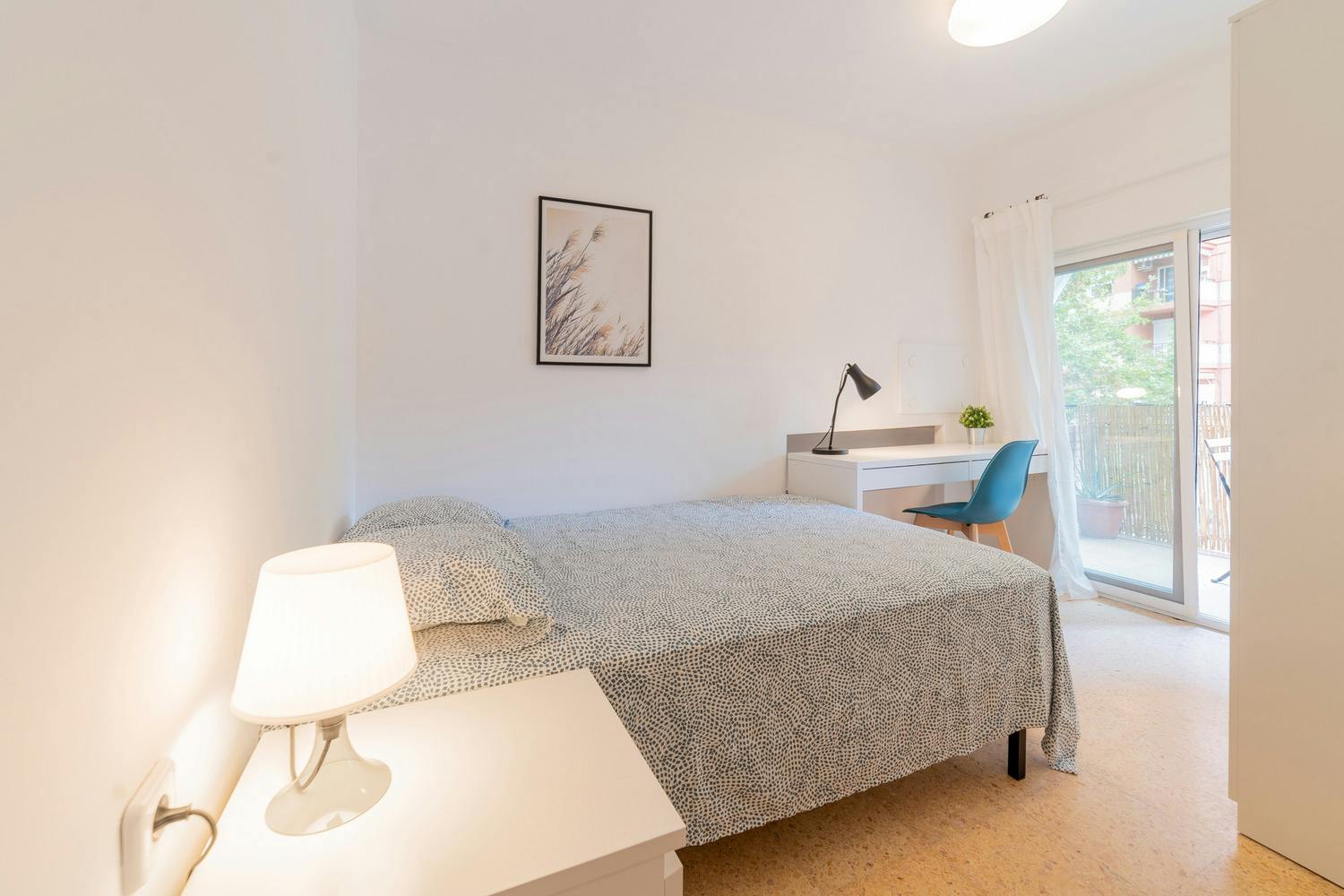 Single room Valencia, 1 bed, 12m² — photo 9