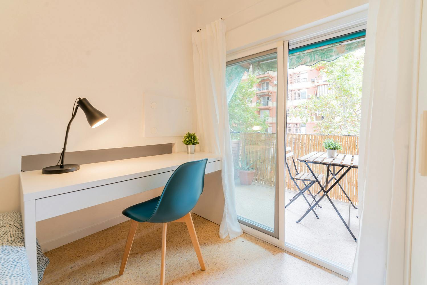 Single room Valencia, 1 bed, 12m² — photo 10