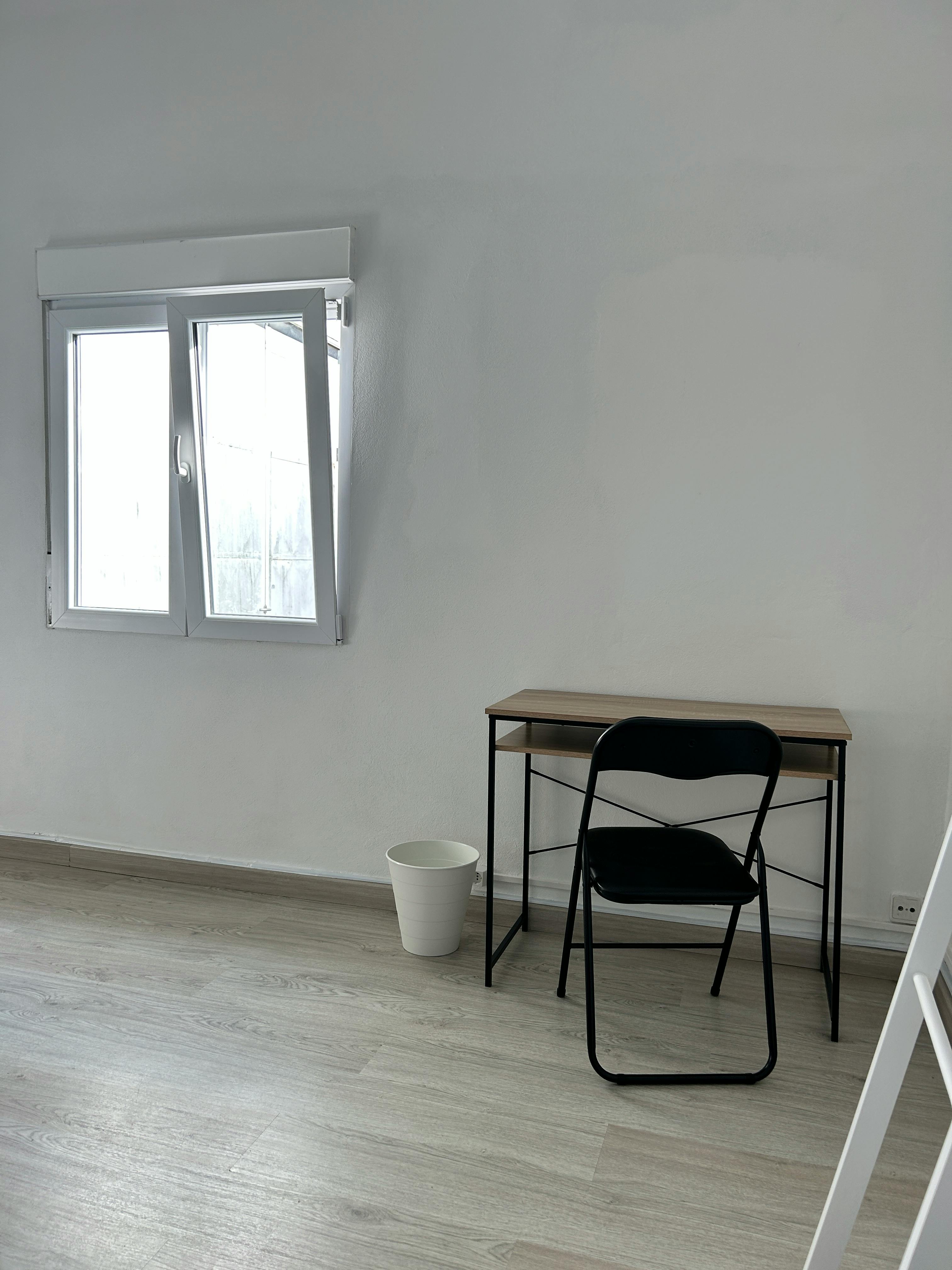 Single room Aveiro, 1 bed, 10m² — photo 8