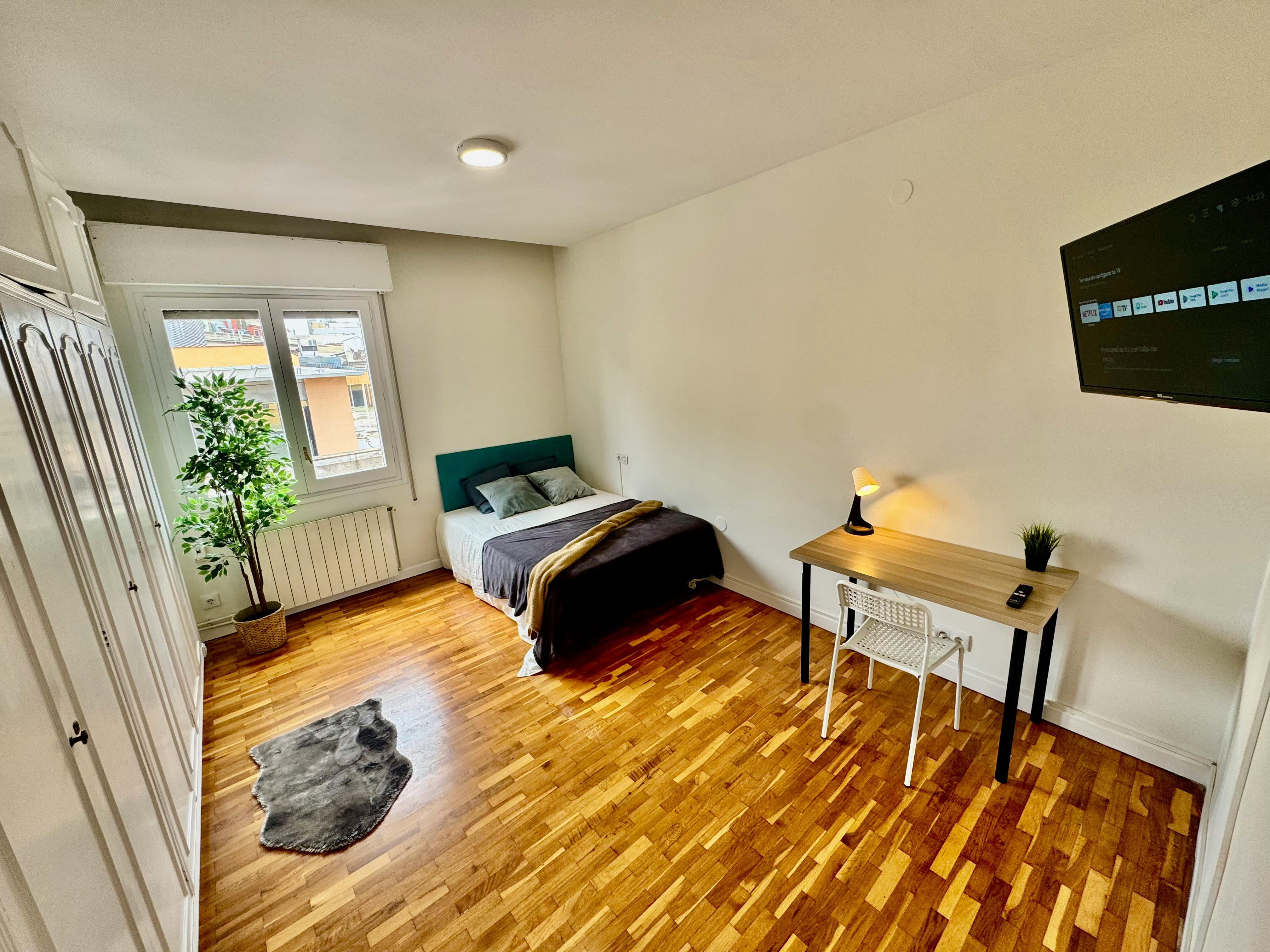 Private room in Carrer de Duran i Bas, Barcelona (1632472) room image 1