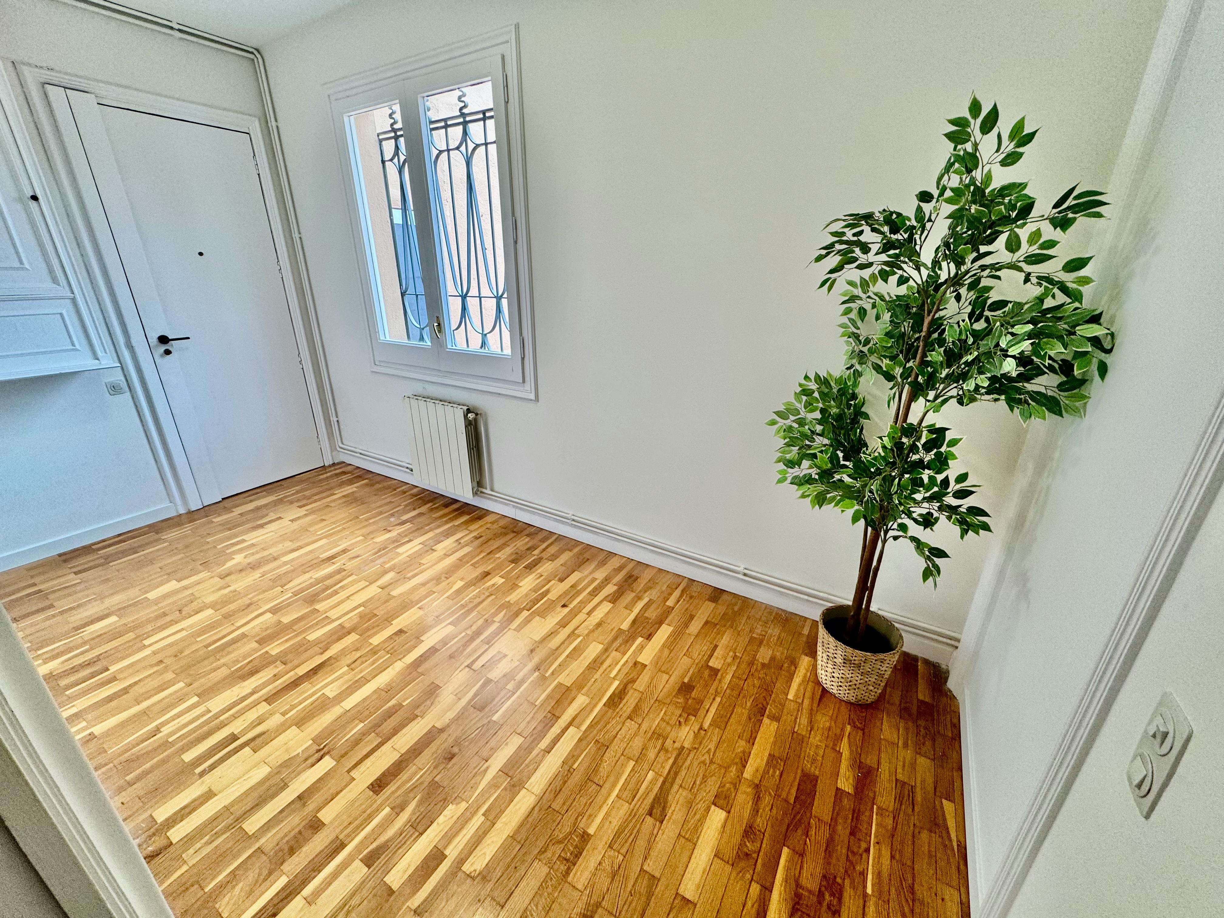 Private room in Carrer de Duran i Bas, Barcelona (1632475) room image 10