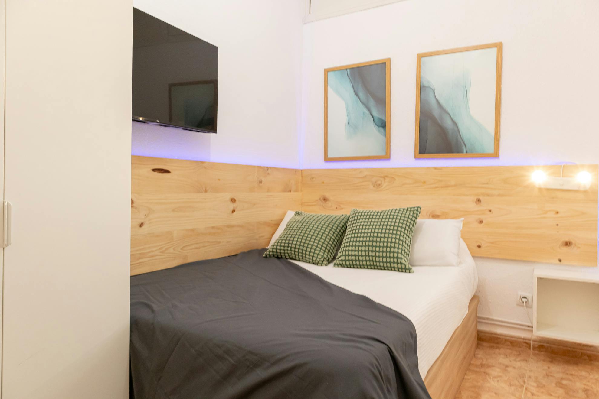 preview gallery tile