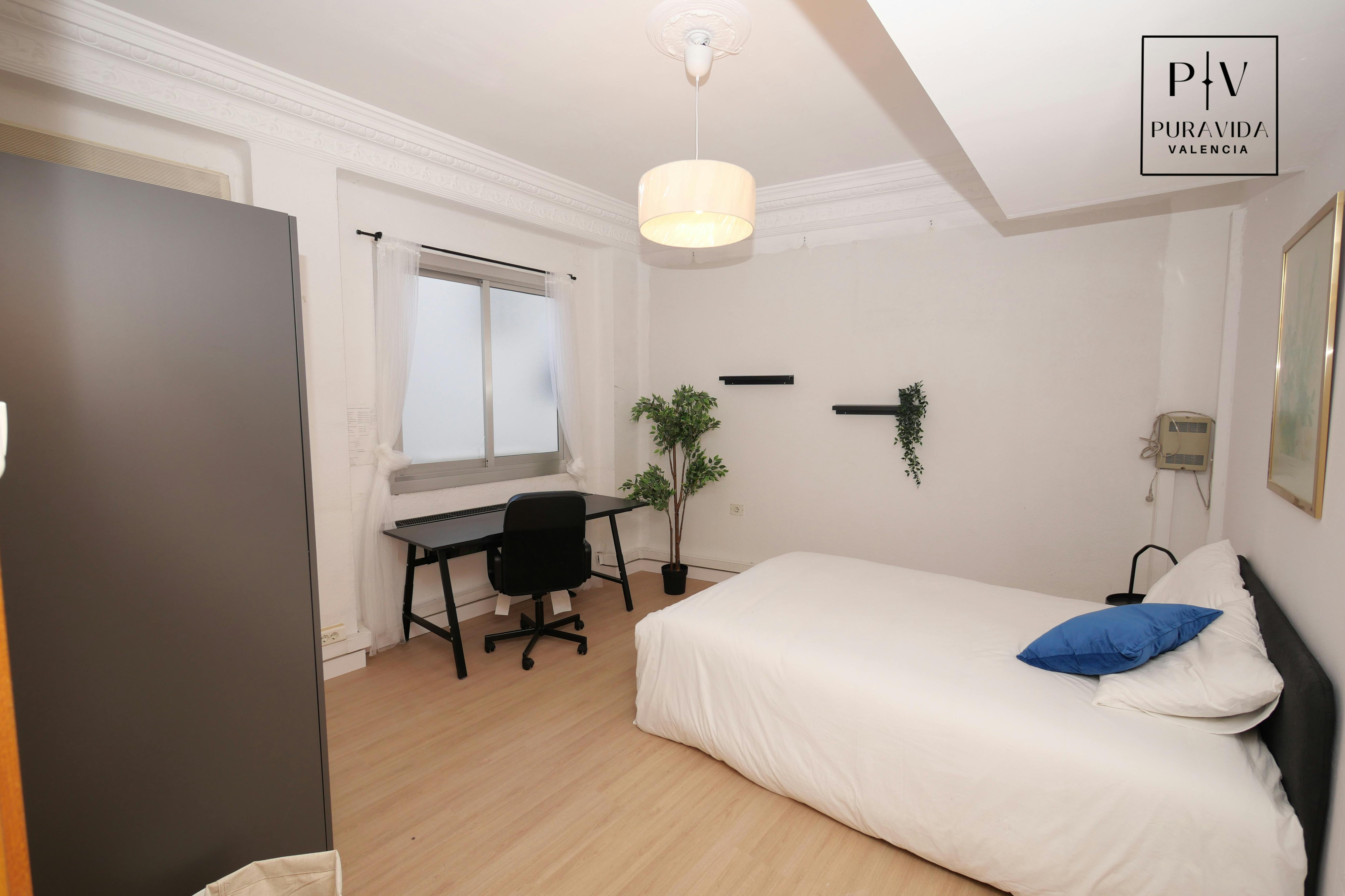 Single room Valencia, 1 bed, 20m² — photo 5