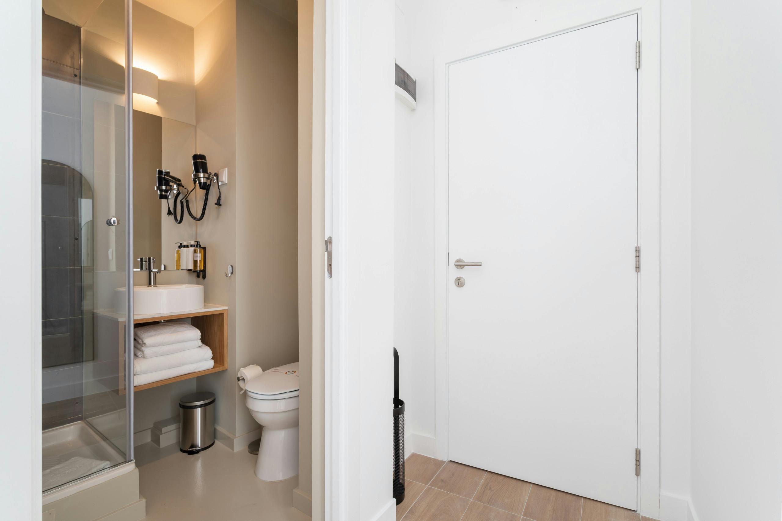 1-Bedroom Building in Travessa do Convento das Bernardas, Lisbon (1632555) ROOM 2