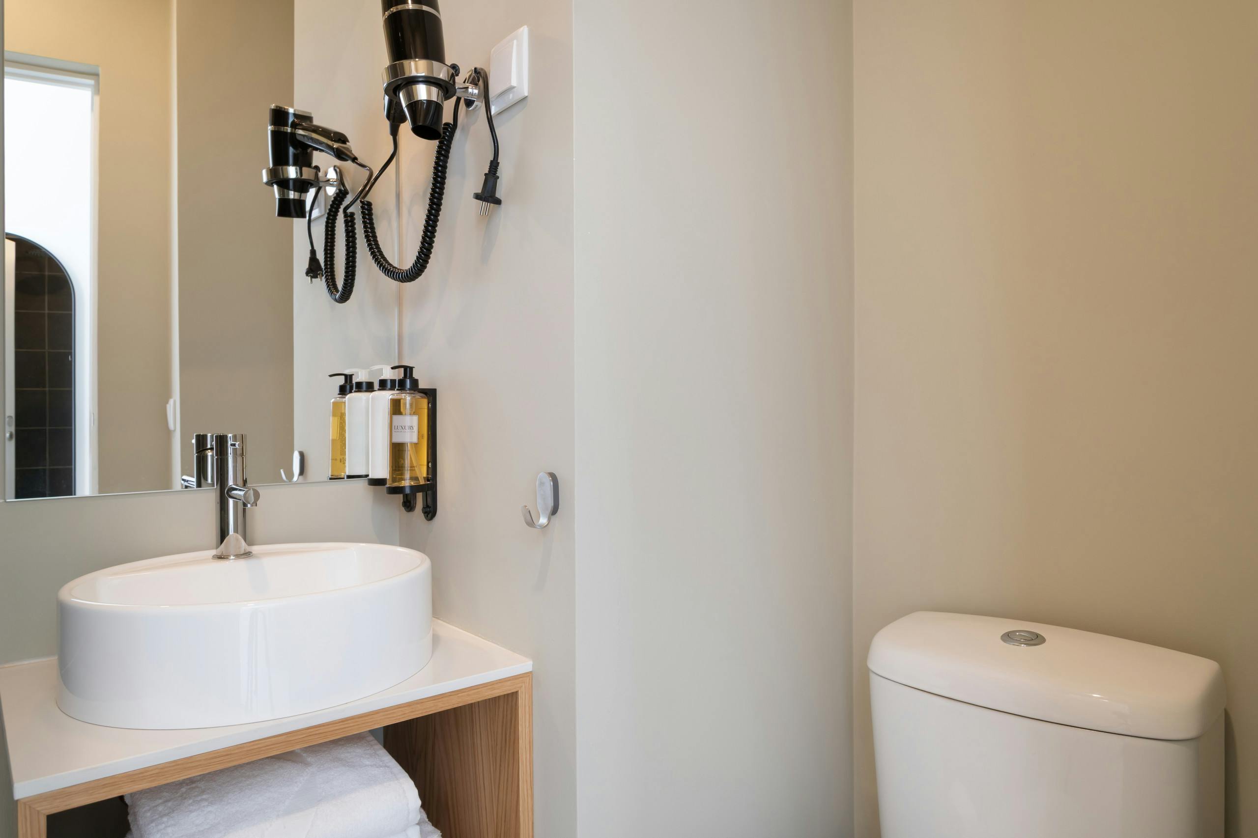 1-Bedroom Building in Travessa do Convento das Bernardas, Lisbon (1632555) room image 10