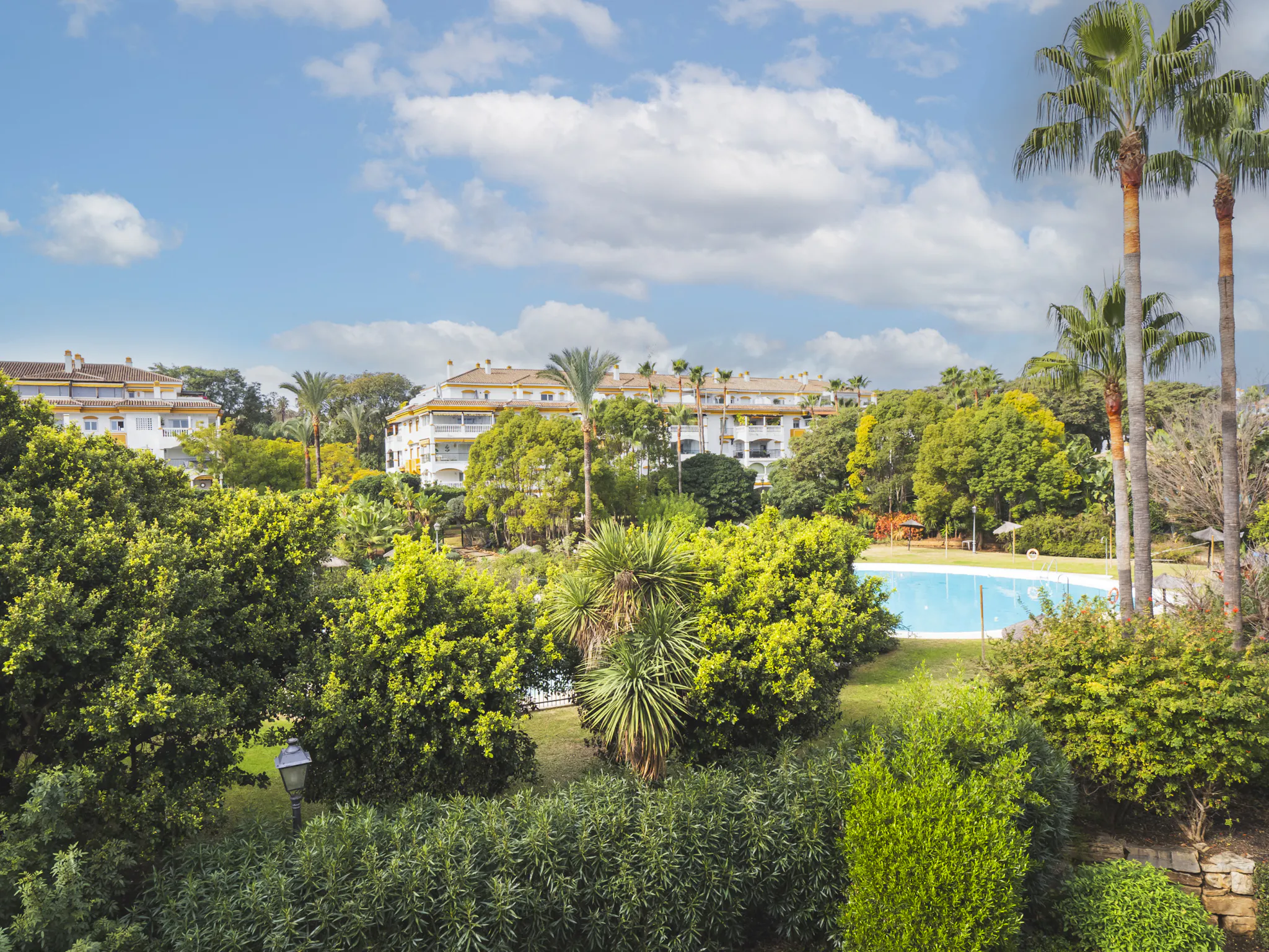 2-Bedroom Apartment in Avenida Dama de Noche, Marbella (1632575) ROOM 1
