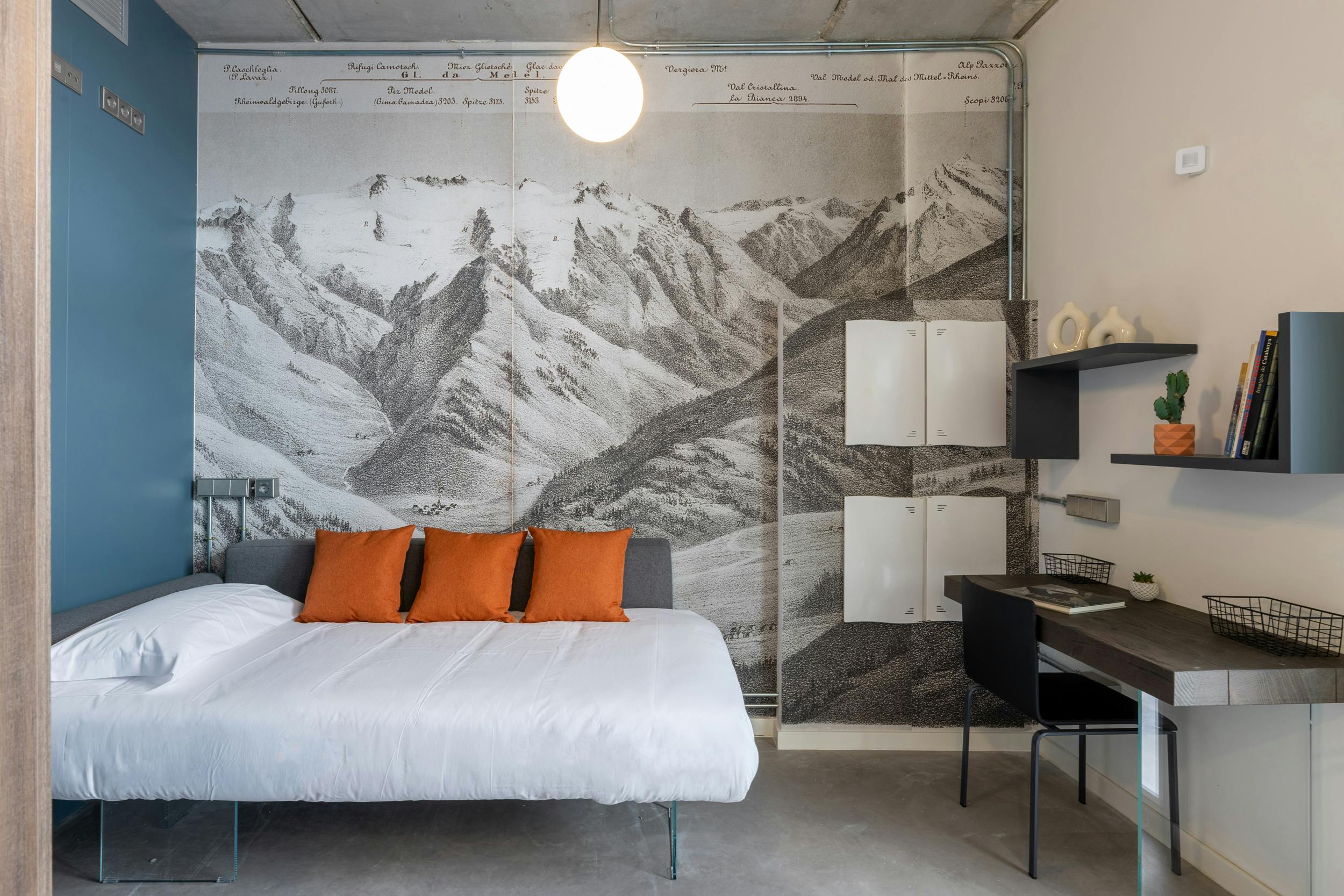 Apartment for rent for €1,290 per month in Barcelona, Carrer de l'Aurora