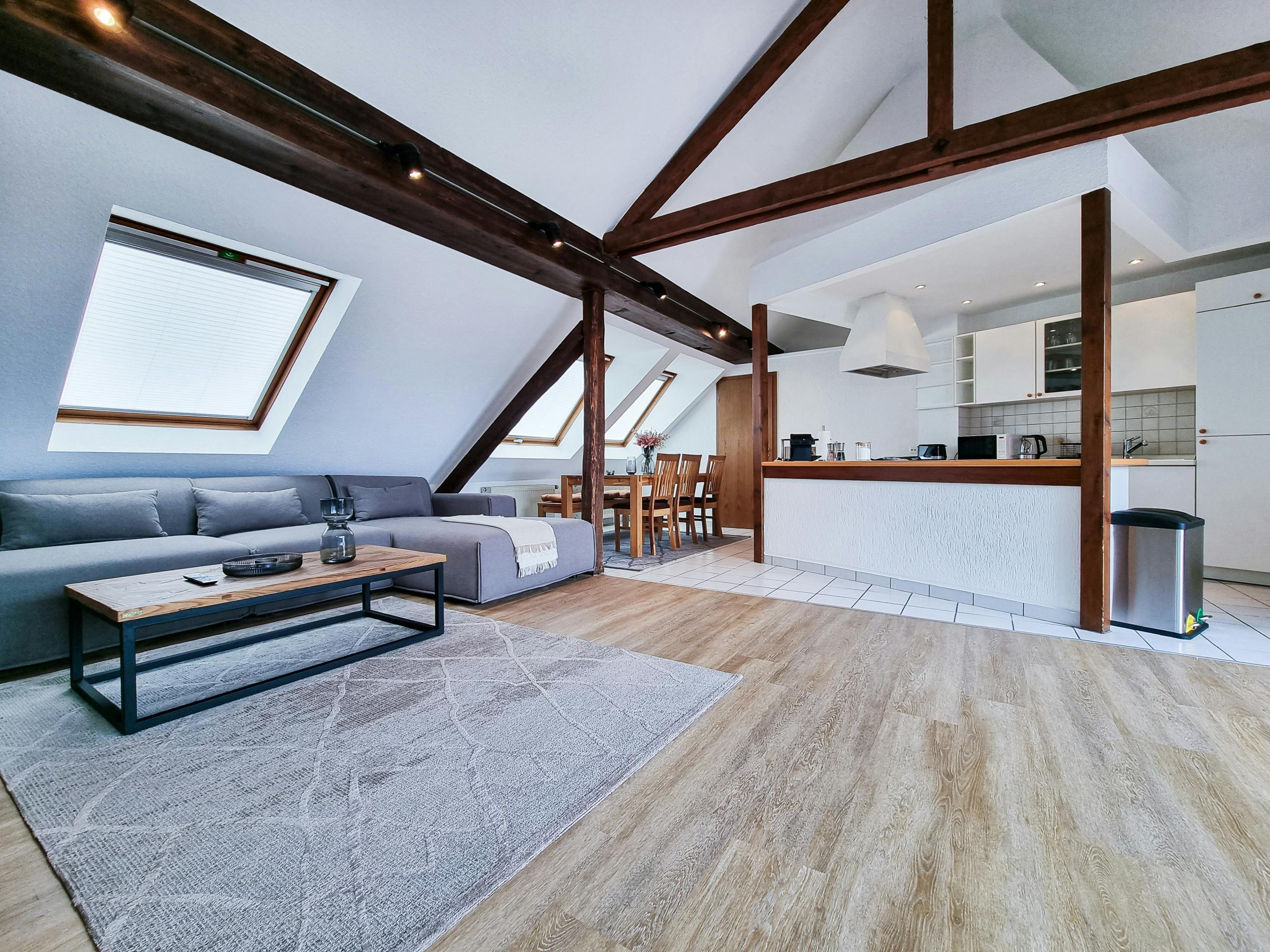 Apartment for rent for €9,999 per month in Essen, Goldschmidtstraße