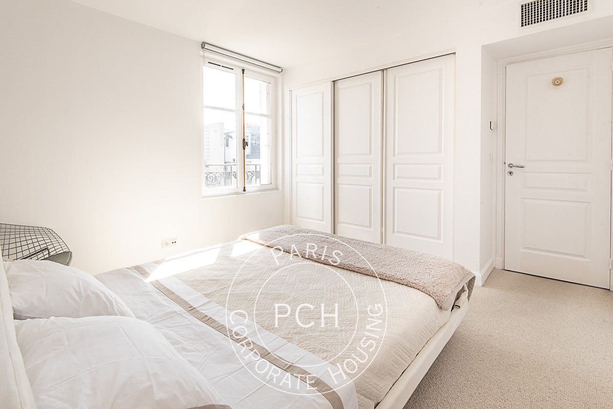 Apartment Paris, 1 bed — photo 2