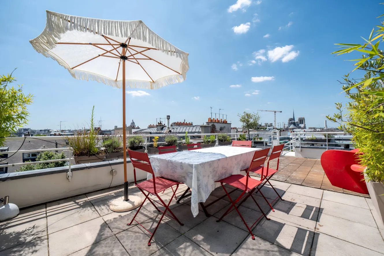 1-Bedroom Apartment in Rue des Deux Ponts, Paris (1632649) ROOM 4