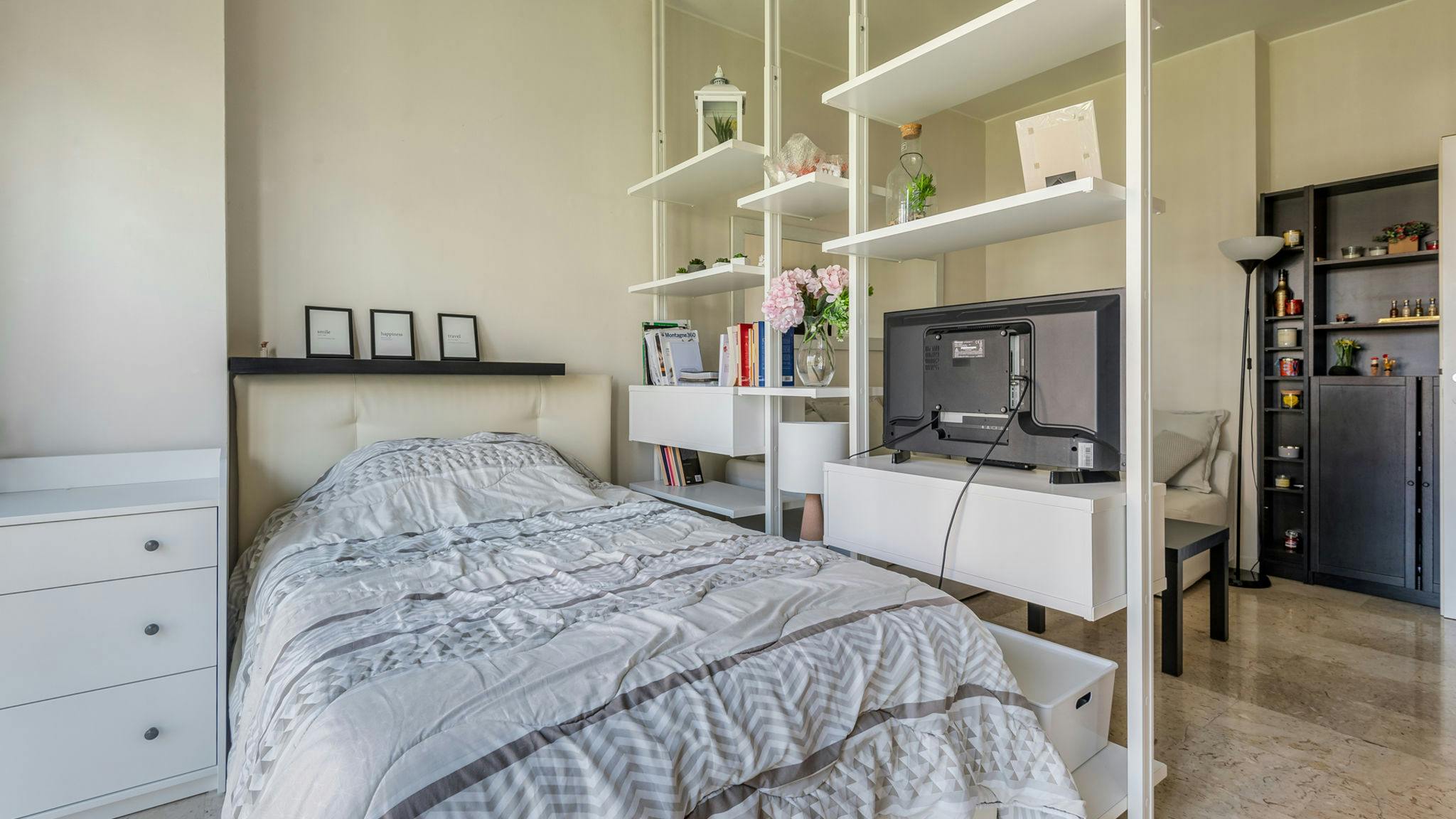 preview gallery tile