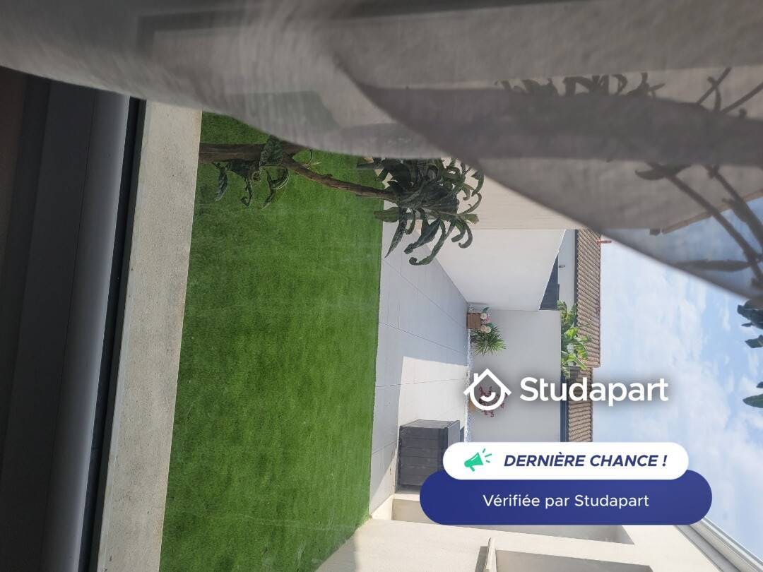 Cameră privată de închiriat pentru 550 EUR pe lună în Saint-Rogatien, Rue des Lavandes