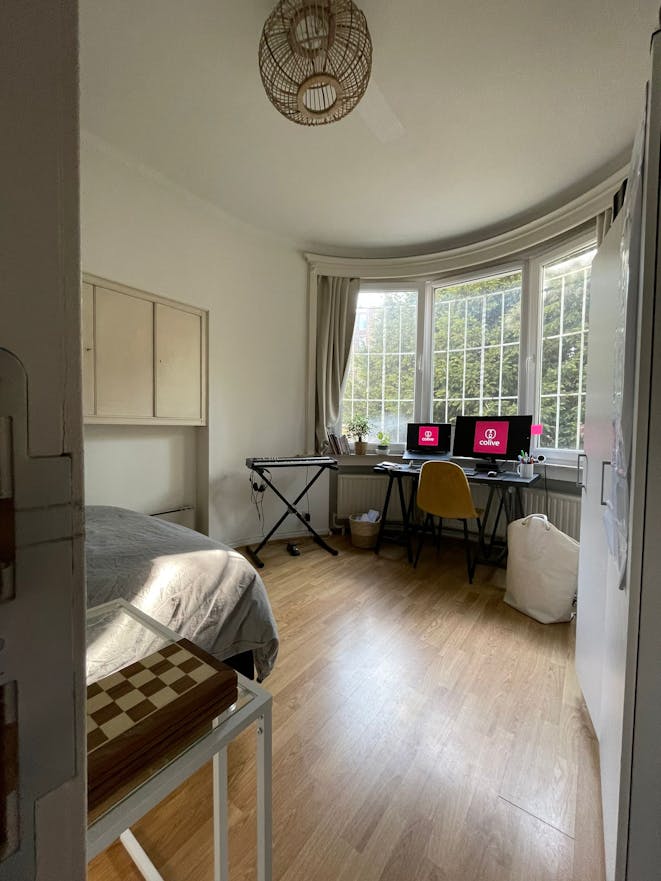 Bekijk foto 1/5 van studio in Etterbeek