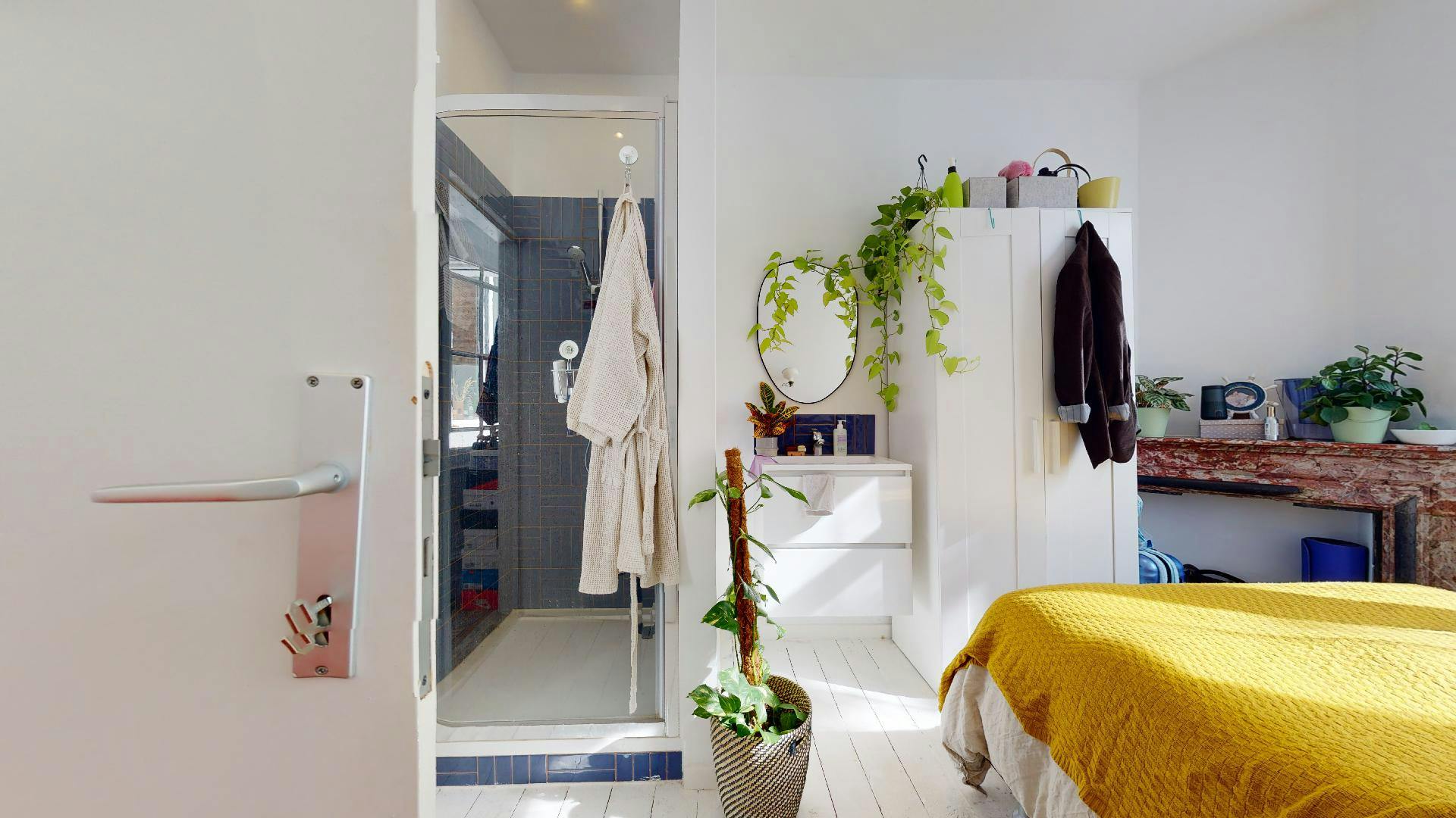 Private room for rent for €715 per month in Brussels, Rue Royale
