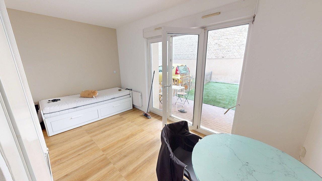 Apartment Strasbourg, 1 bed, 17m² — photo 9