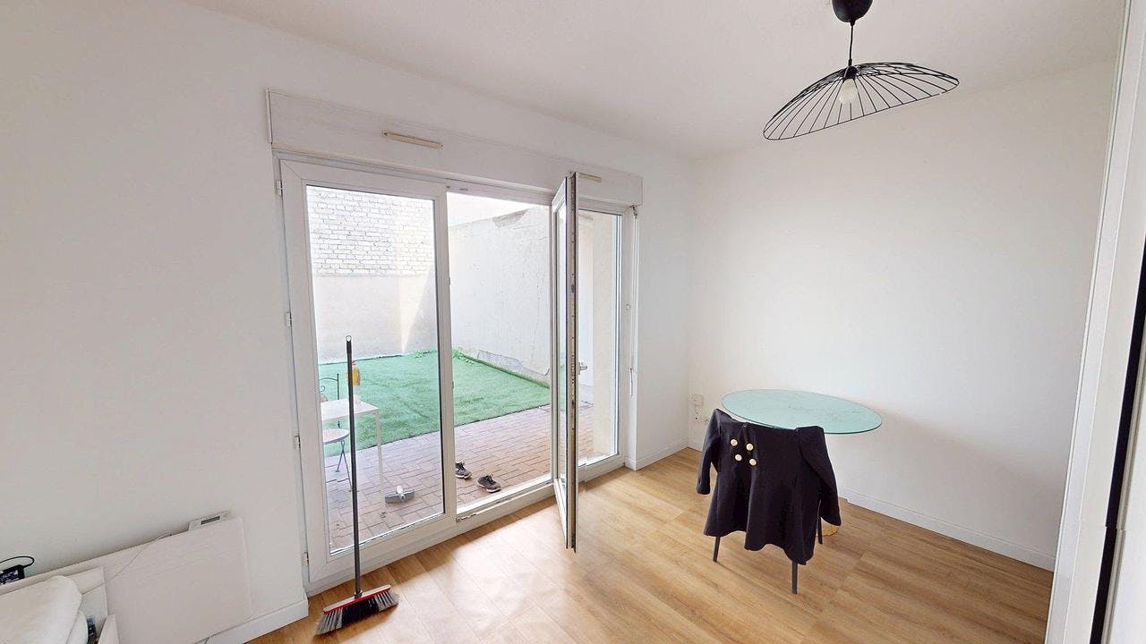 Apartment Strasbourg, 1 bed, 17m² — photo 1