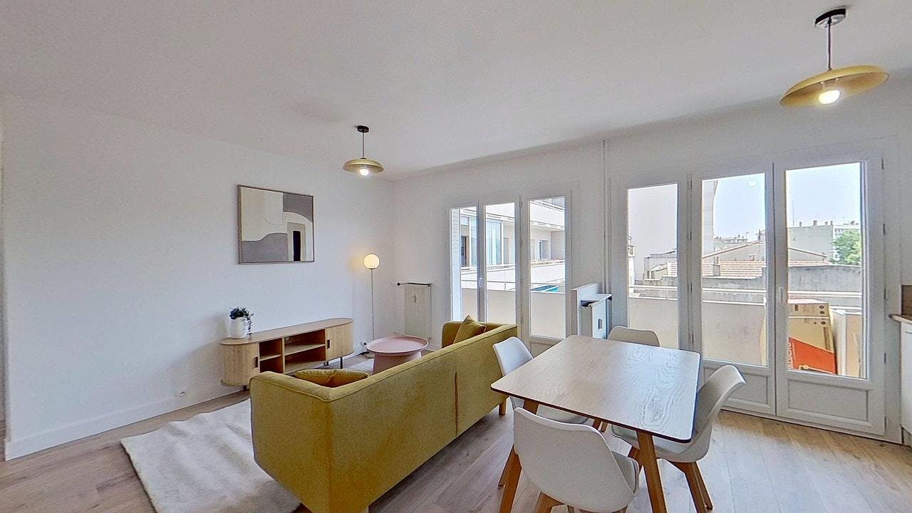 Квартира сдается в аренду за 780 € в месяц в Valence, Place de la Dragonne