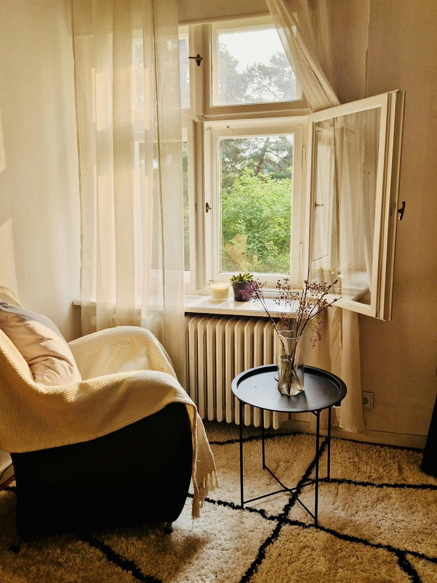 Studio for rent for €1,600 per month in Berlin, Tannenstraße