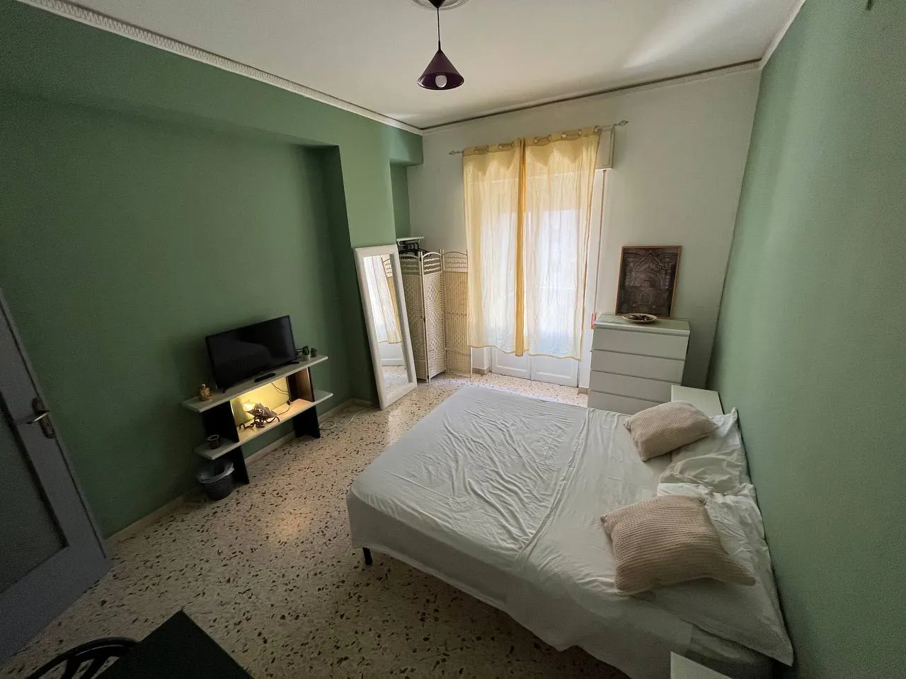 Private room in Via Vito la Mantia, Palermo 2
