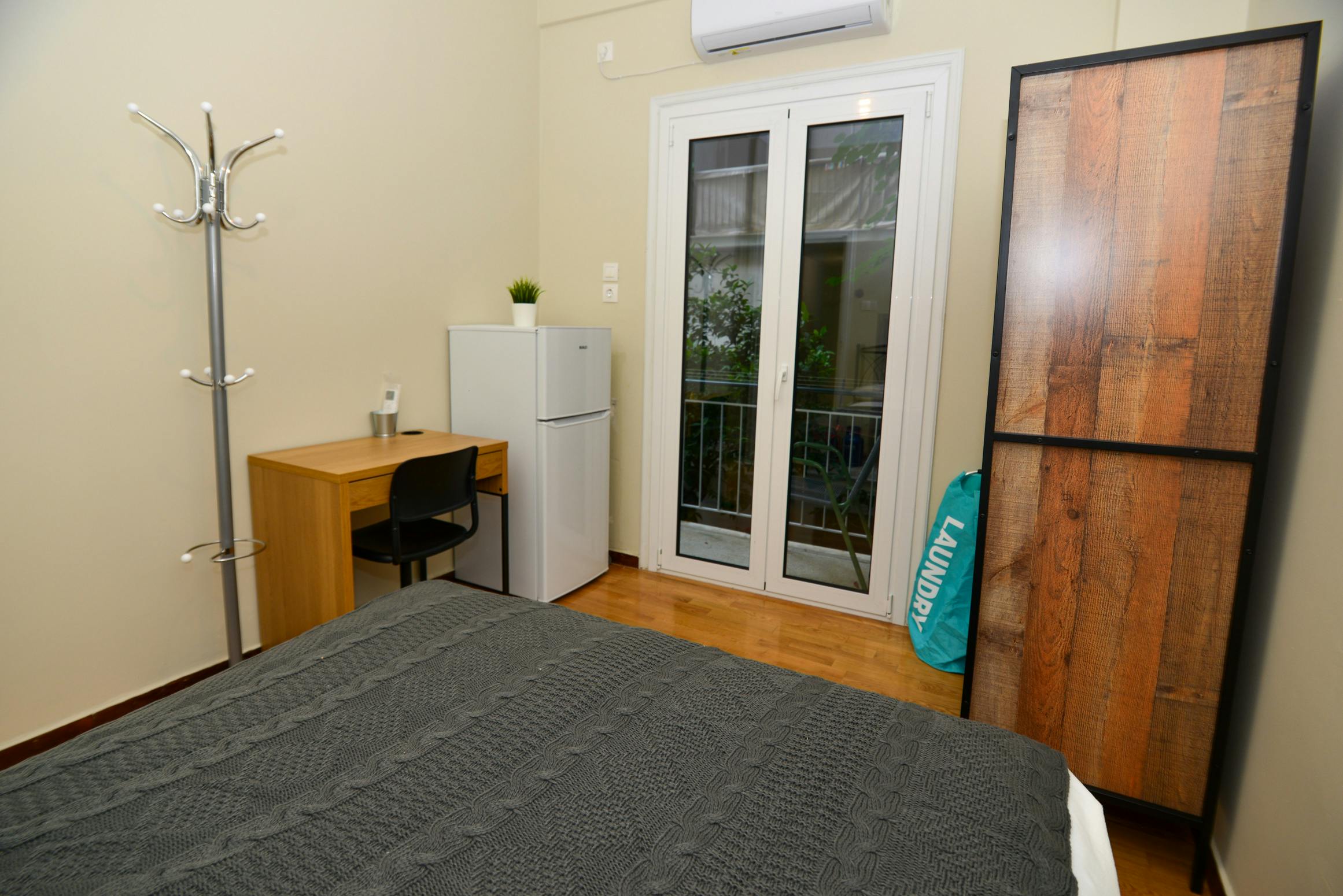 Privé kamer te huur voor € 280 per maand in Athina, K.Κontou