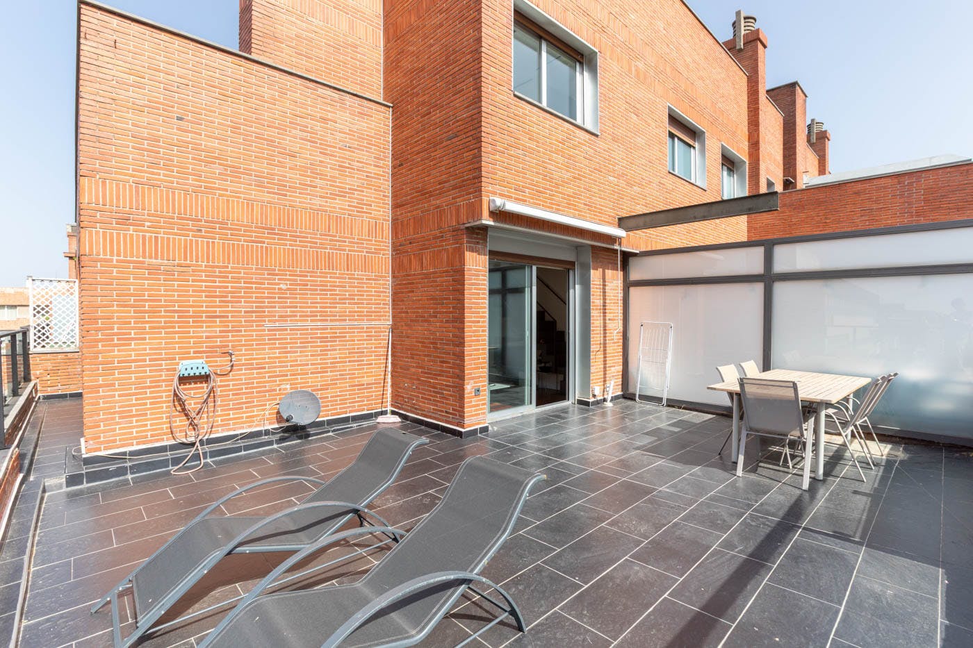3-Bedroom Building in Calle de la Basílica, Madrid (1633536) ROOM 1