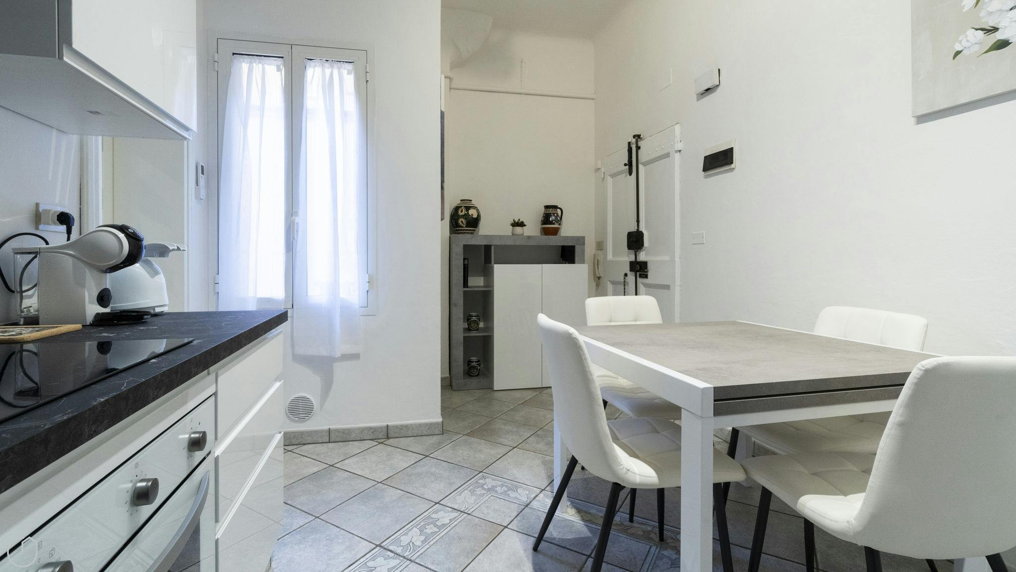 Apartment for rent for €1 per month in Bologna, Via Saragozza