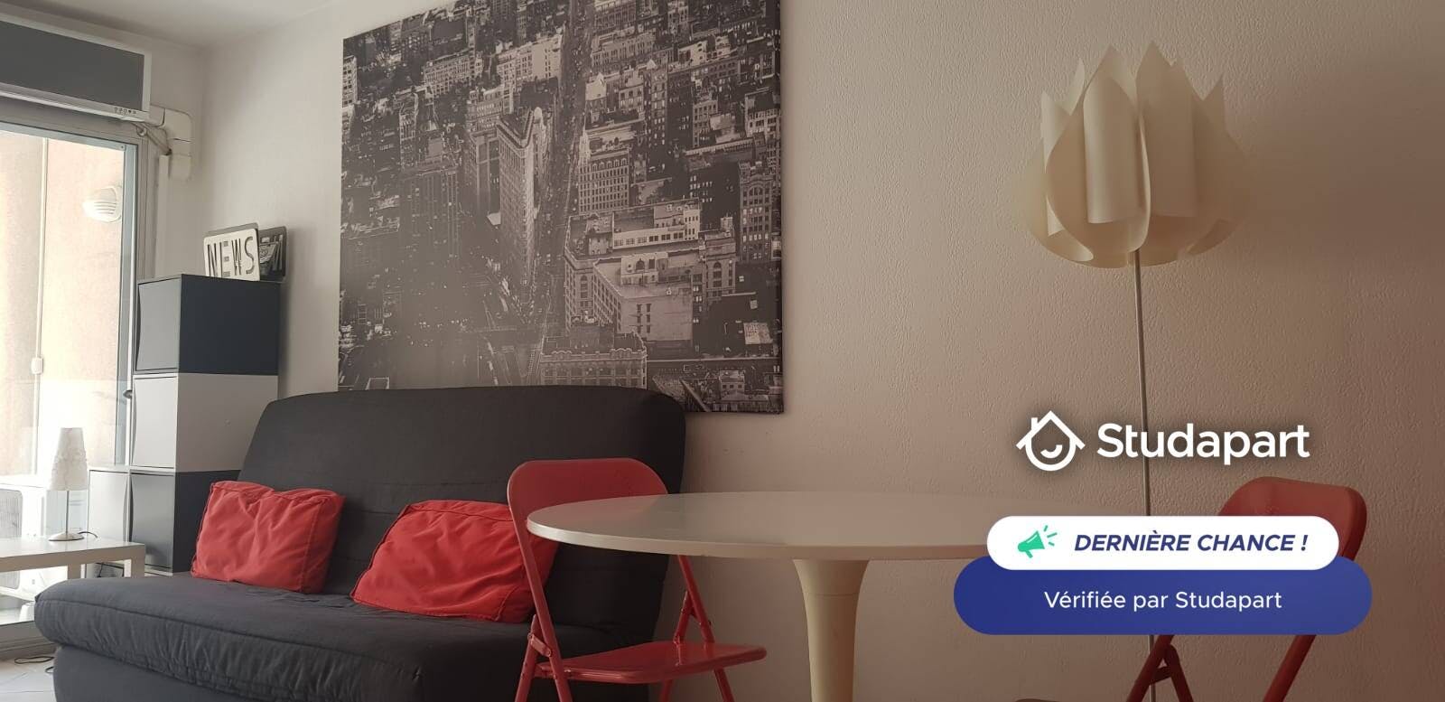 Apartment for rent for €780 per month in Antibes, Avenue de Cannes