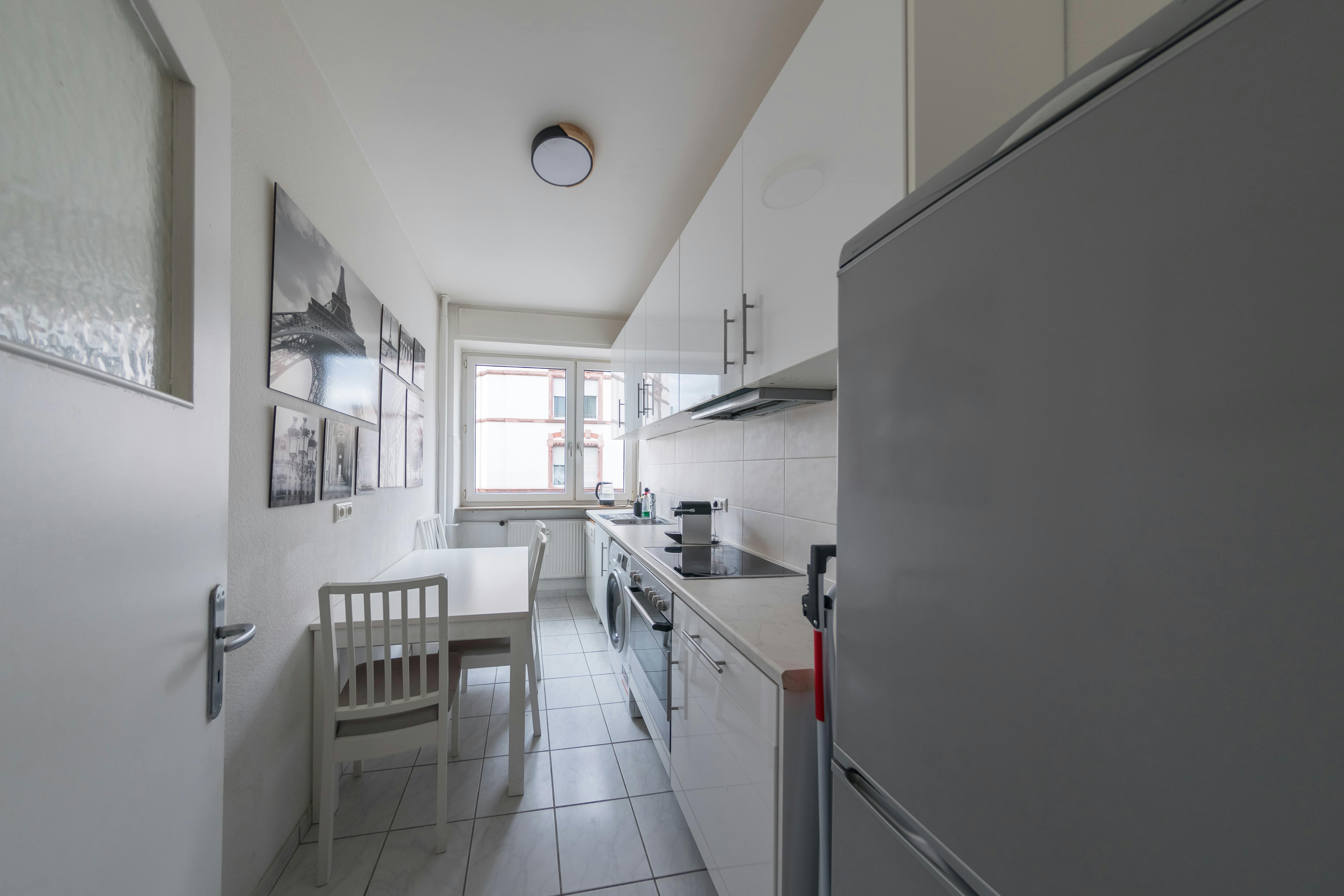 Private room for rent on Robert-Mayer-Straße, Frankfurt am Main – pohled 6