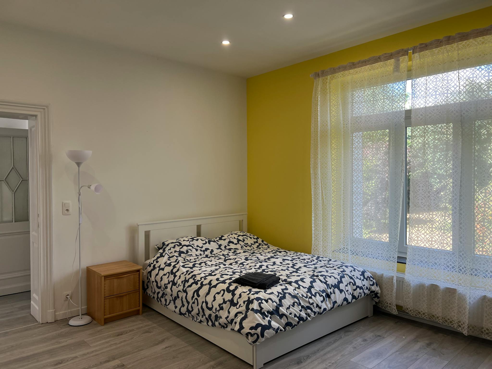 Rue Hanoteau, Charleroi preview