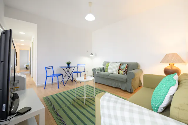 1-Bedroom Apartment in Calle de Fernández de Oviedo, Madrid (1633755) room image 1
