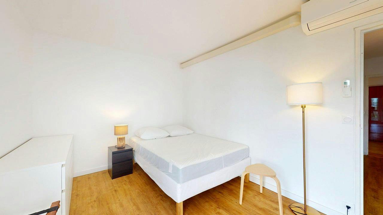 Private room for rent on Rue de l'Ukraine, Toulouse - Plus