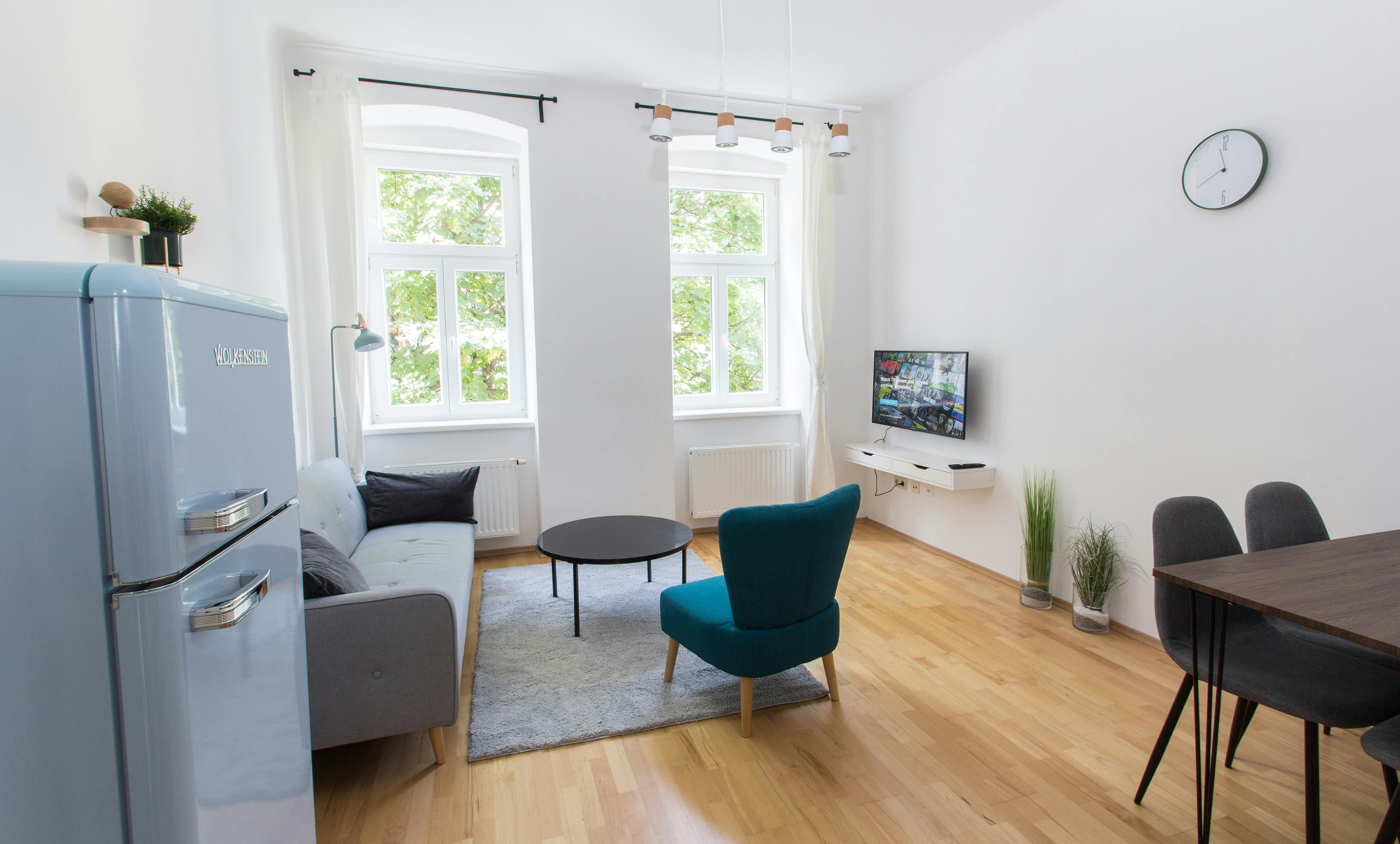 Schüttaustraße, Vienna preview