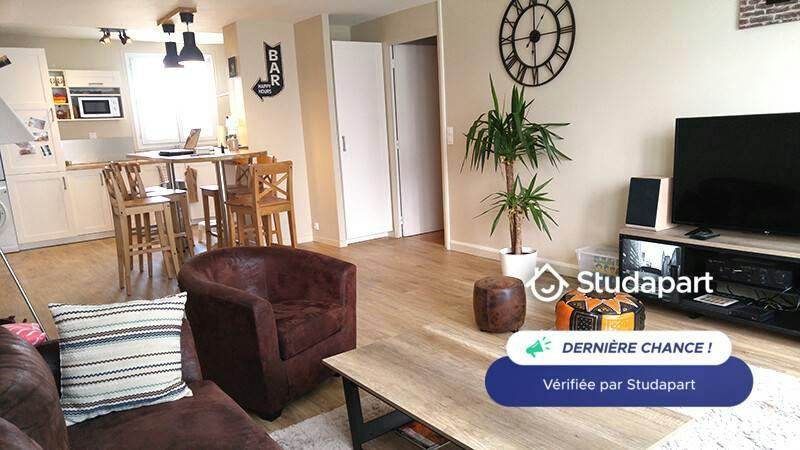 Appartamento in affitto a 445 € al mese a Tours, Rue Labordere