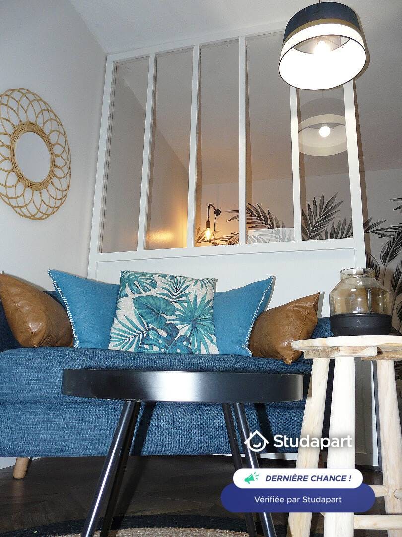 Apartament de închiriat pentru 595 EUR pe lună în La Rochelle, Rue André Gabaret
