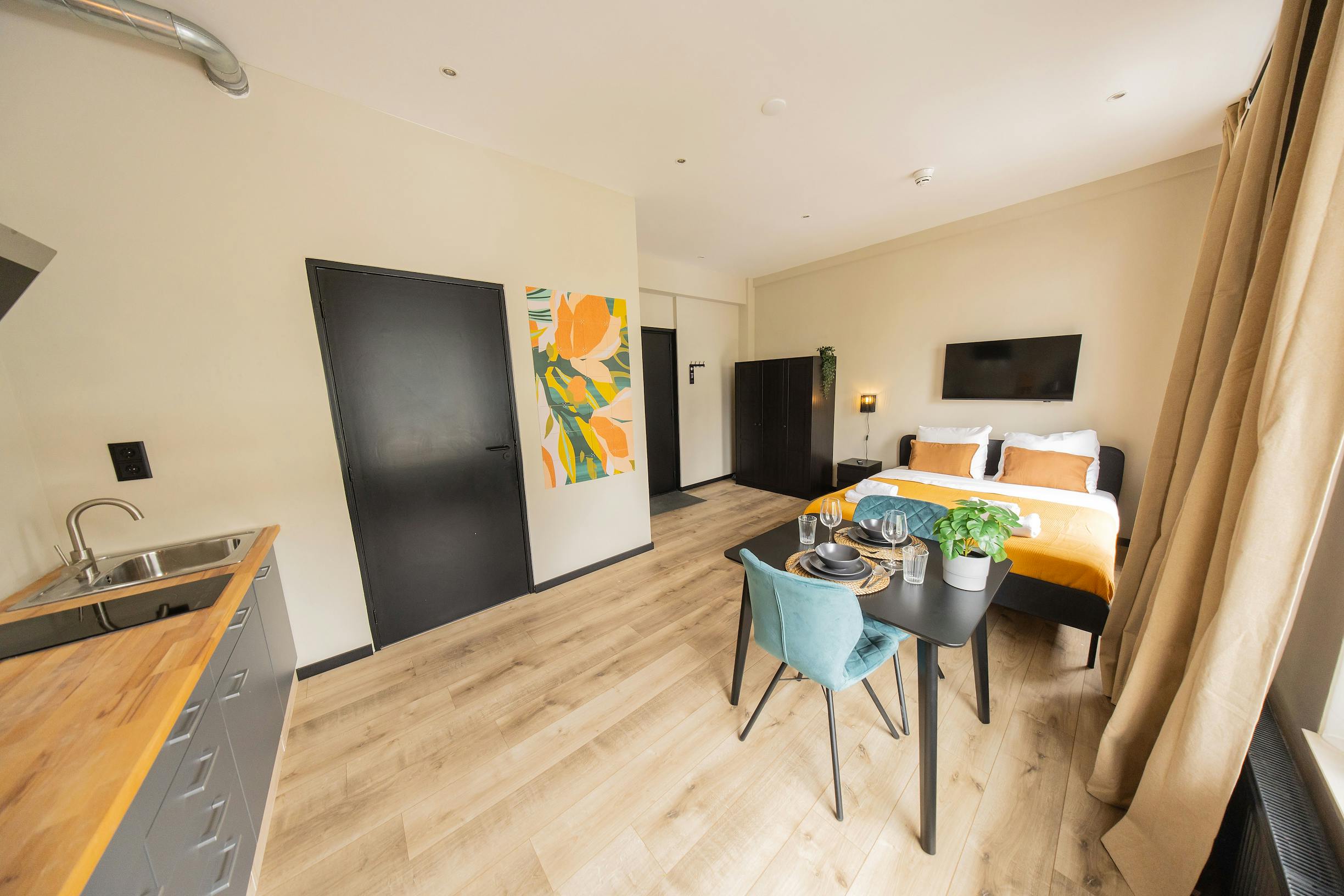 preview gallery tile