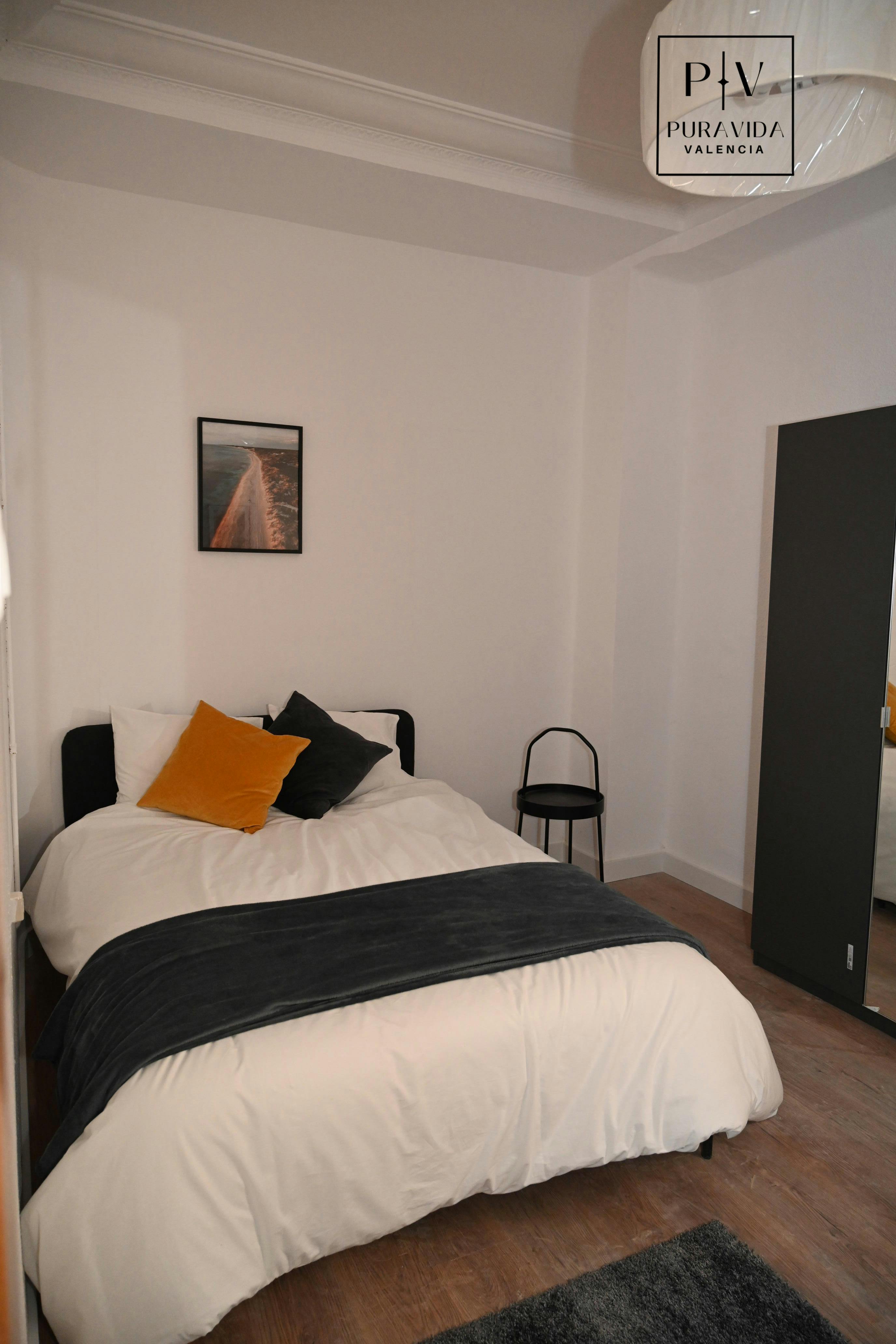 Single room Valencia, 1 bed, 13m² — photo 9