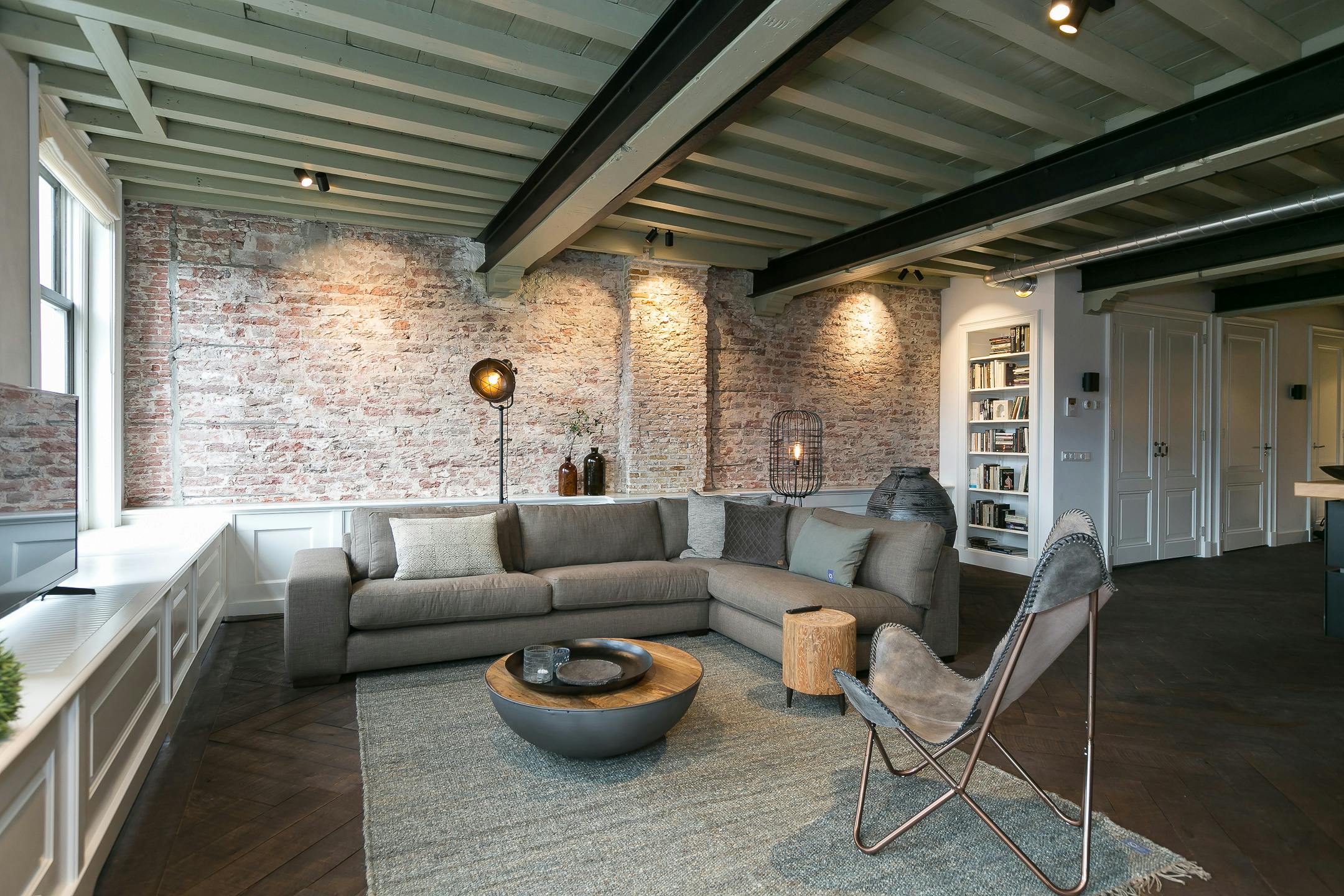 Apartment for rent for €2,847 per month in Utrecht, Oudegracht