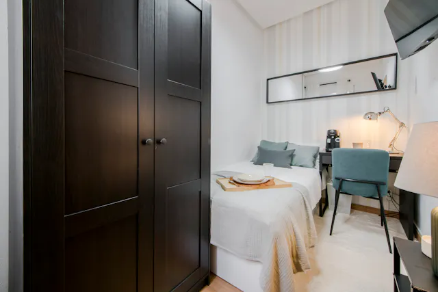 Private room in Plaza de la Cebada, Madrid (1634141) room image 2