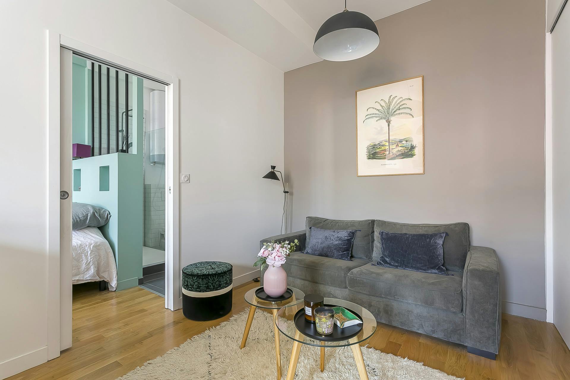 Apartment for rent for €1,550 per month in Lyon, Place Bellecour