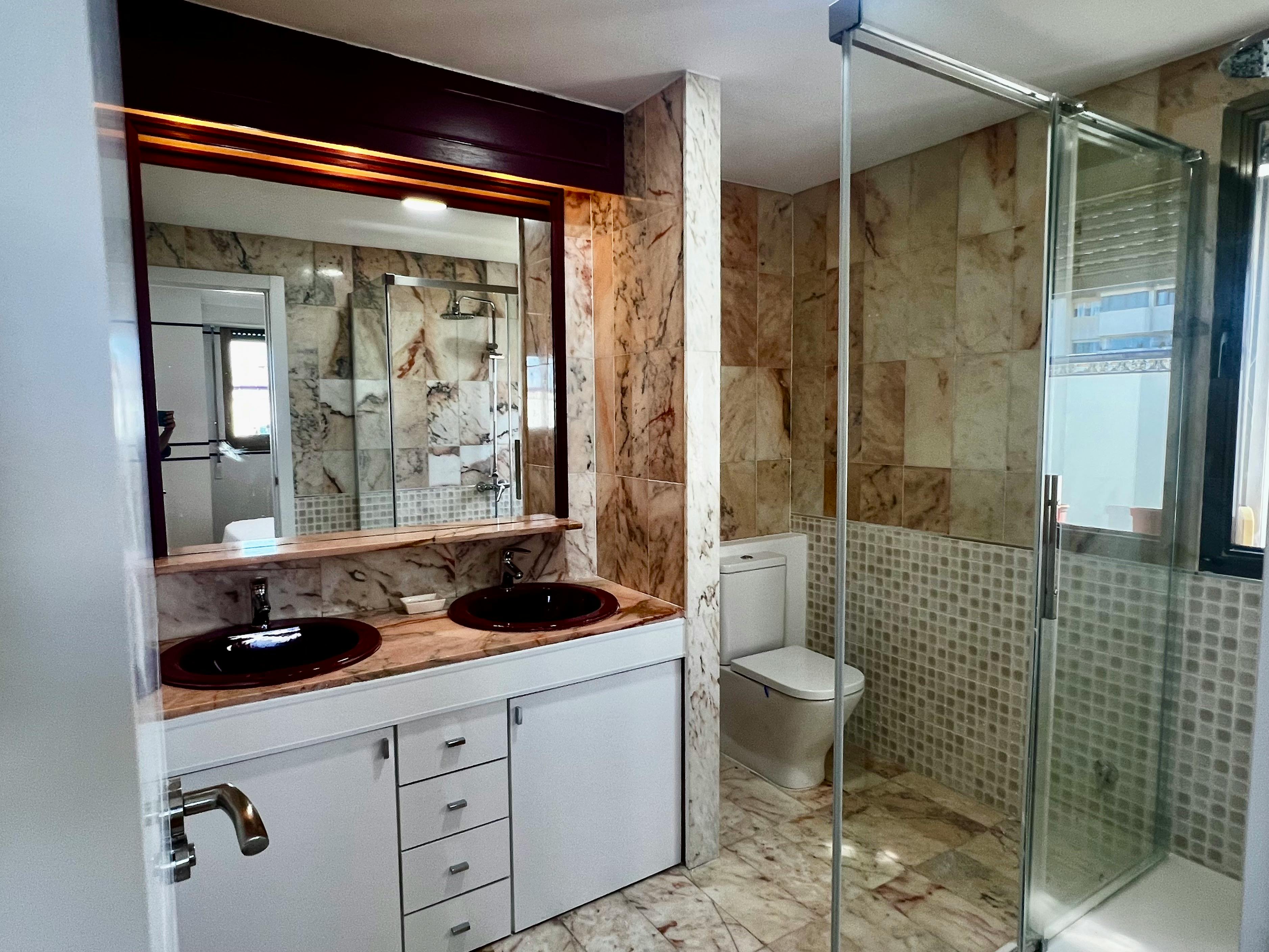 Single room Madrid, 1 bed, 12m² — photo 8