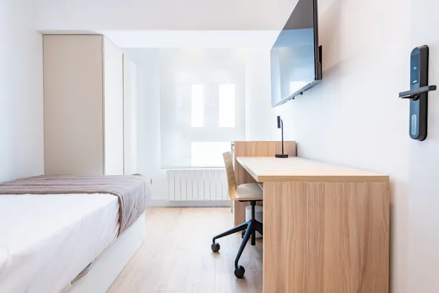 Private room in Carrer dels Sants Just i Pastor, Valencia (1634331) room image 2