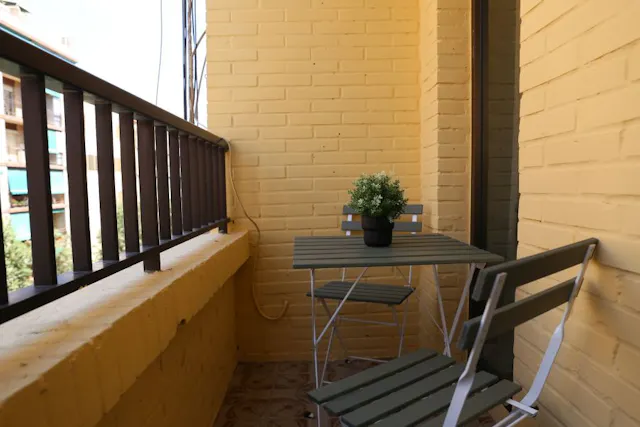 4-Bedroom Apartment in Carrer de Rodrigo de Pertegás, Valencia (1634398) room image 2