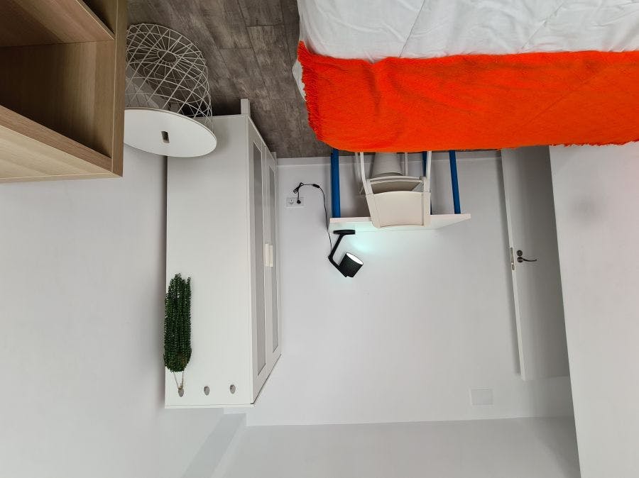 Carrer dels Sants Just i Pastor, Valencia preview