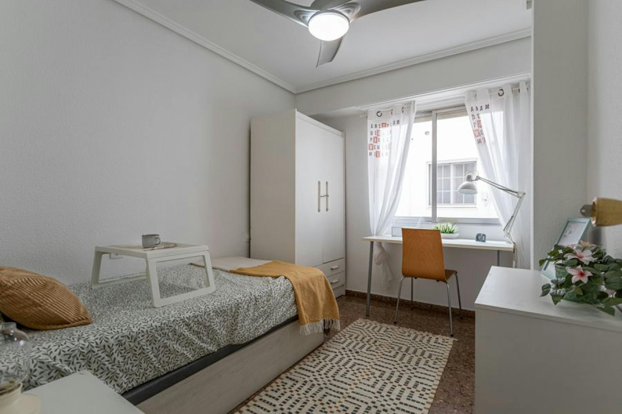 Carrer del Beat Joan Grande, Valencia preview