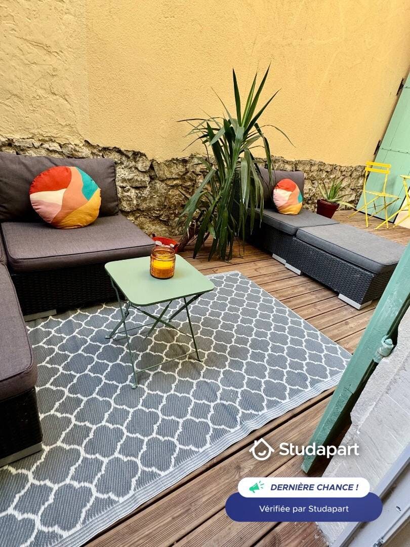 Apartment for rent for €1,500 per month in Nice, Impasse Bonifassi