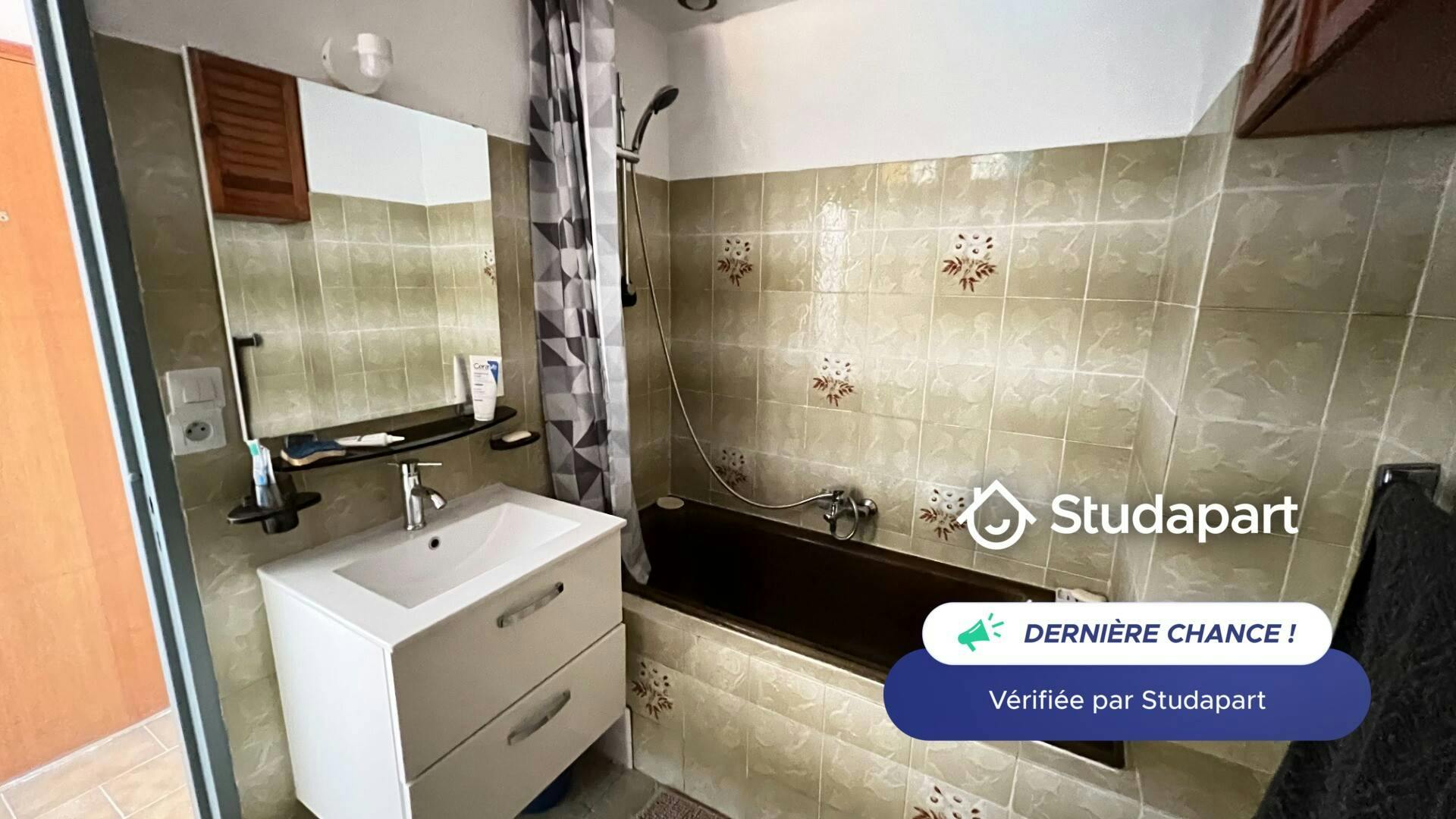 Apartment for rent on Rue Cauquière, La Seyne-sur-Mer - Vista 4